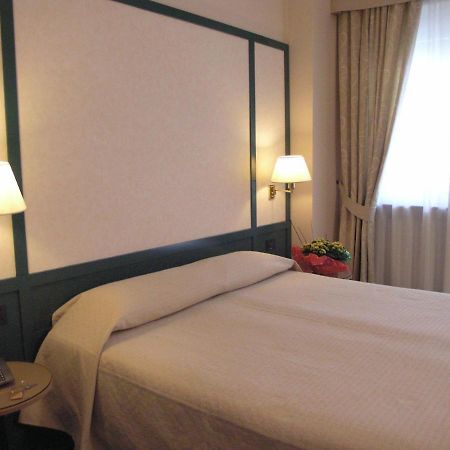 Hotel Smeraldo Torino 外观 照片