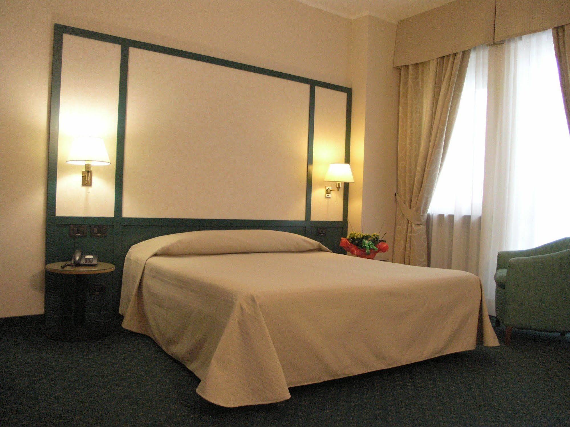 Hotel Smeraldo Torino 外观 照片