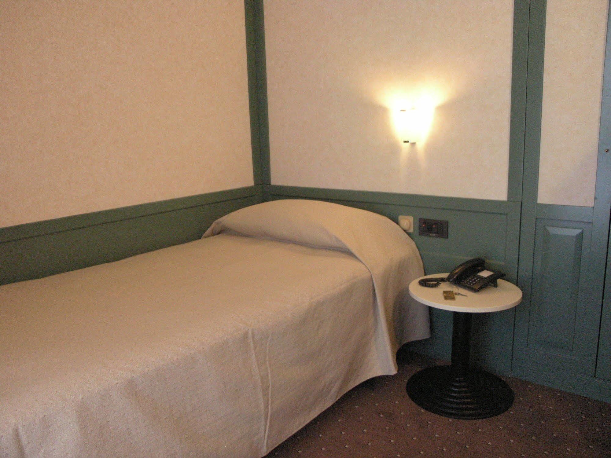 Hotel Smeraldo Torino 外观 照片